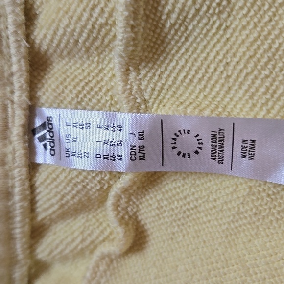 Adidas Light Yellow Shorts, EUC XL - Picture 5 of 7